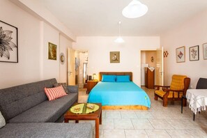 1 Schlafzimmer, Reisekinderbett, WLAN, Bettwäsche