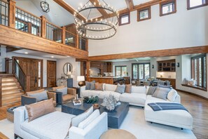 2.4-aspen-grove-mountain-village-living-room4 - ASPEN GROVE— A sprawling mountain house w/ ski-in/ski-out & hot tub (Mountain Village)