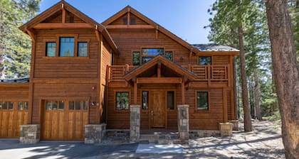Gray Bear #86 4 Bedroom Home by RedAwning