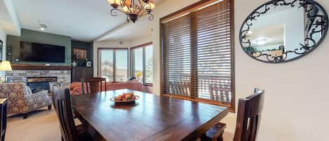 Condo, 2 Bedrooms | Private kitchen | Fridge, oven, coffee/tea maker, toaster