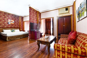 Suite junior | Escritorio, wifi gratis y ropa de cama