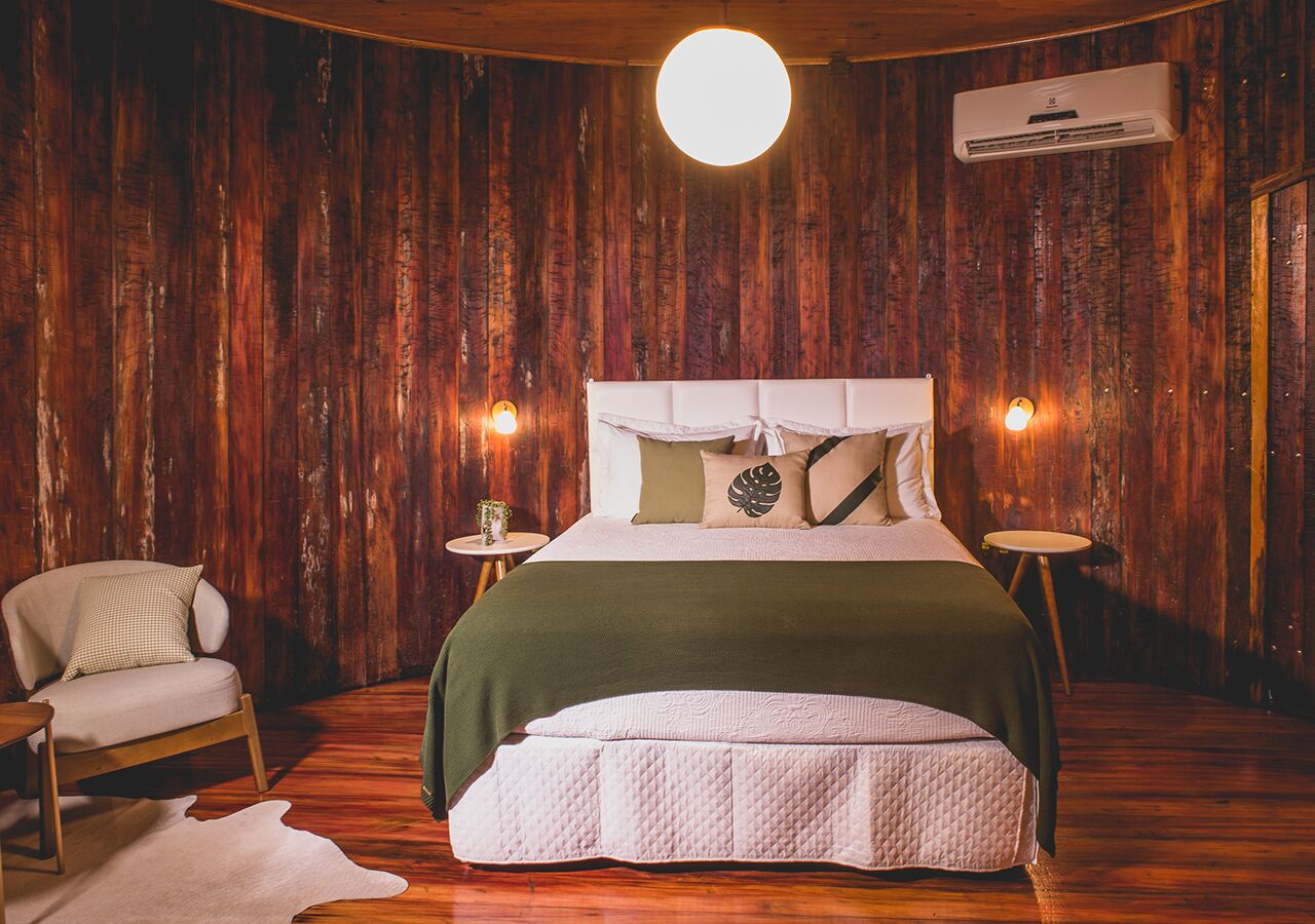 Quarto casal premium | Wi-Fi de cortesia, roupa de cama