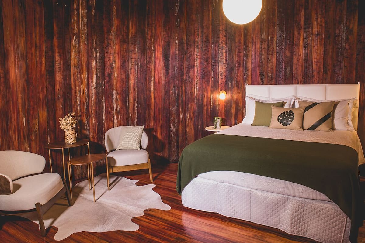 Wifi gratis y ropa de cama