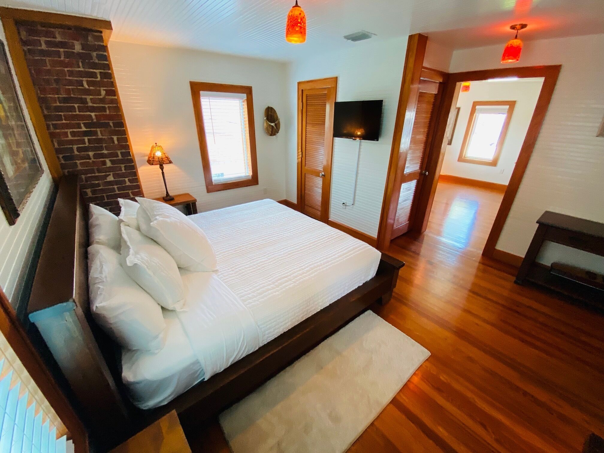 1 slaapkamer, een strijkplank/strijkijzer, gratis wifi, beddengoed