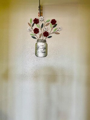 Interior detail - Home Place Inn (Nicholasville)