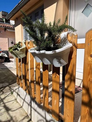 Exterior detail - City Centre Studio Apartment with terrace (Pula)