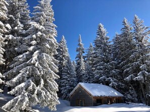 Exterior - 6-person apartment rated 3 ⭐️⭐️⭐️, 2 bedrooms, south-facing terrace not overlooked. (Chamrousse)