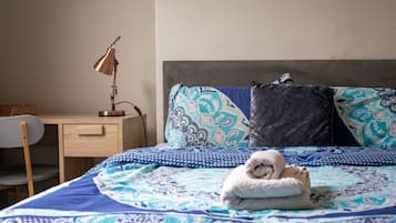 5 bedrooms, free WiFi, bed sheets