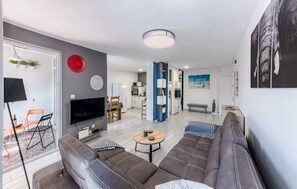 Smart TV - Ap. RUBIX - top location, 5min walk to beach (Pula)