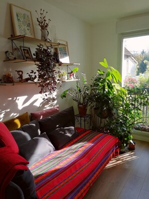 Interior - Cosy, quiet two-room apartment. (Noisy-le-Grand)