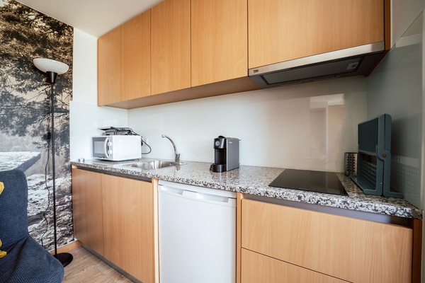 Fridge, microwave, toaster, highchair