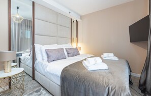 2 間睡房、熨斗/熨衫板、Wi-Fi、床單