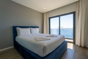 2 bedrooms, iron/ironing board, free WiFi, bed sheets - FLH Amazing Ocean View with Balcony (Gaula)