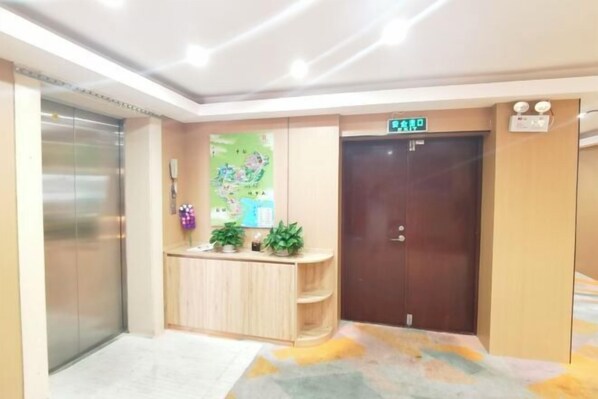 Interior - Laiyinhe Fashion Motel (Hunchun)