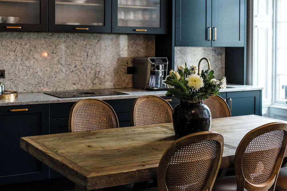 Regency House by null