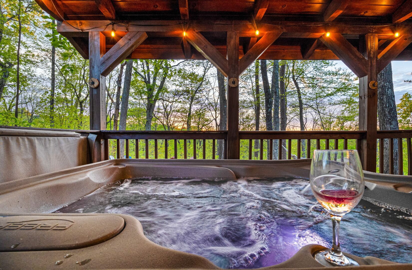 Outdoor spa tub