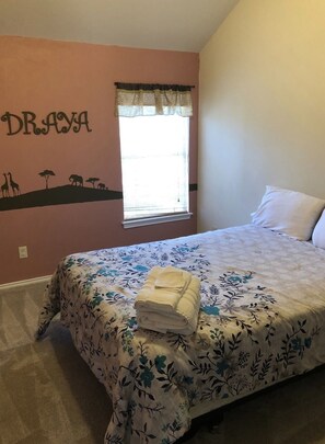 3 habitaciones, tabla de planchar con plancha y wifi gratis
