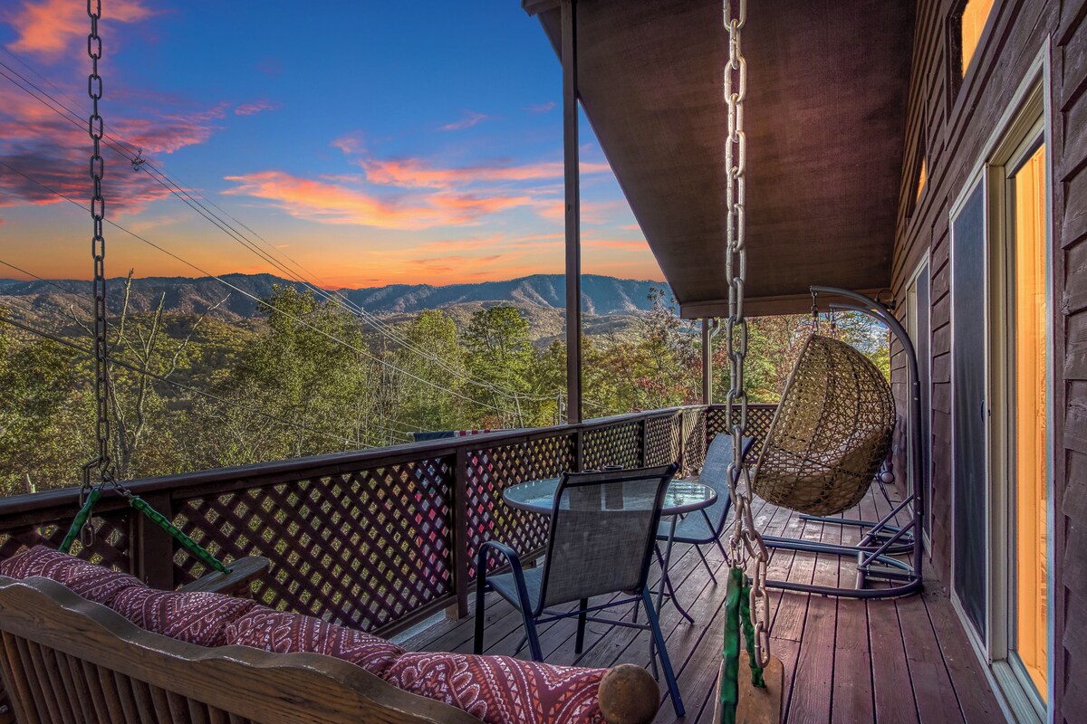 Photo 65 of Smoky SPECiAL Perfect Fun Family cabin Game room Hot tub & view!