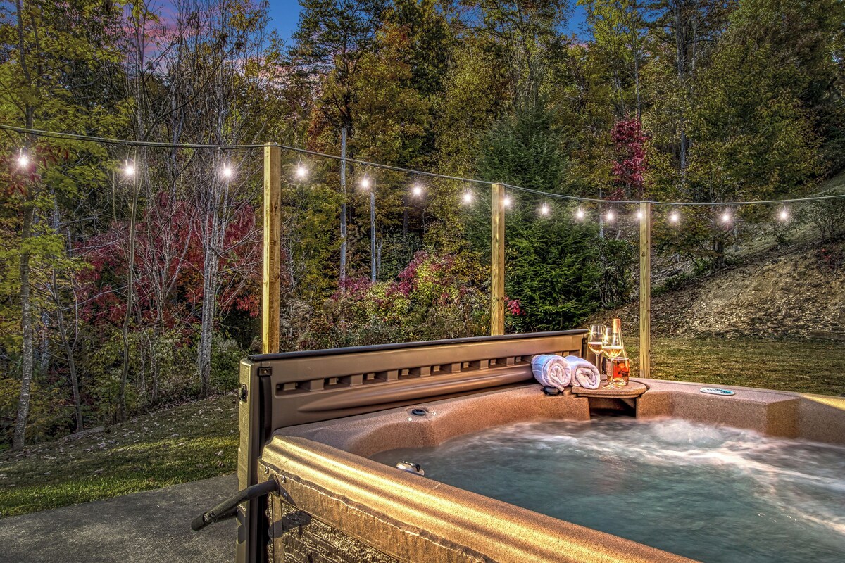 Photo 38 of Smoky SPECiAL Perfect Fun Family cabin Game room Hot tub & view!