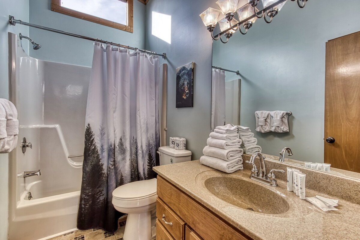 Photo 51 of Smoky SPECiAL Perfect Fun Family cabin Game room Hot tub & view!