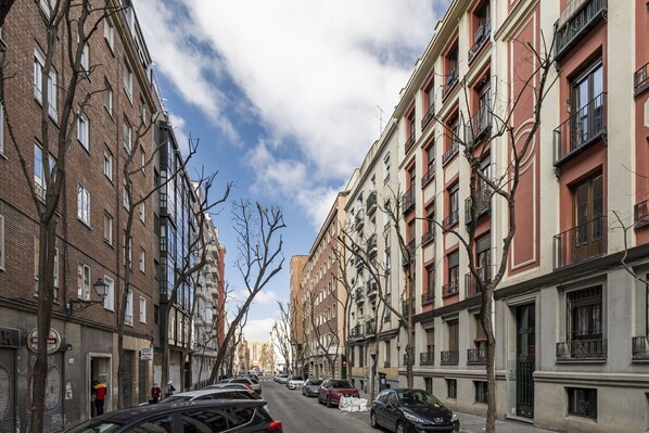 Self parking (EUR 35 per night)
