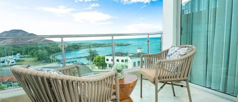 Luxury Condo, 1 King Bed with Sofa bed, Ocean View | Pillow-top beds, individually decorated, individually furnished