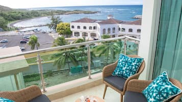 Appart'hÎtel Luxe, 1 trÚs grand lit et 1 canapé-lit, vue océan | Balcon