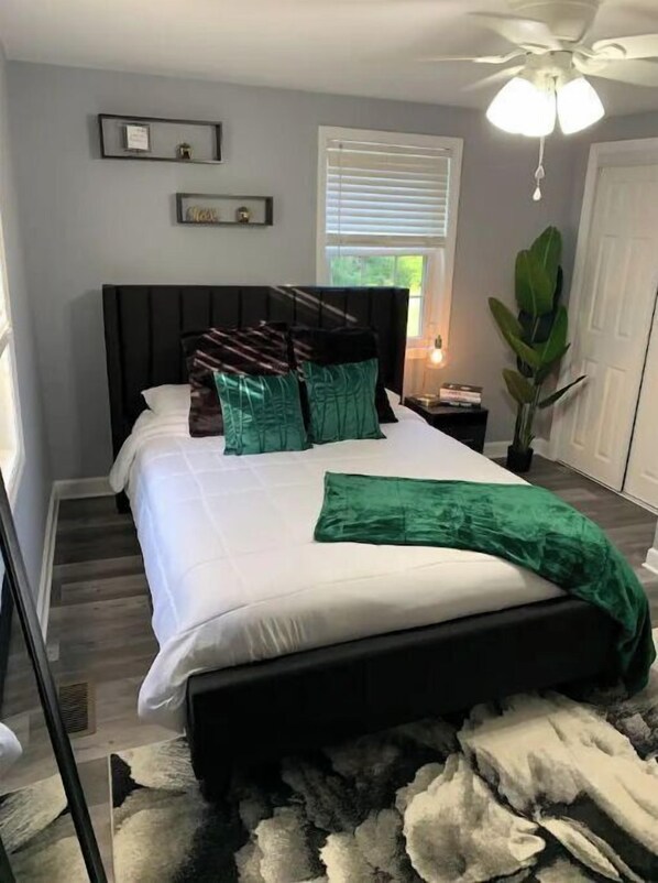 2 bedrooms, in-room safe, iron/ironing board, WiFi
