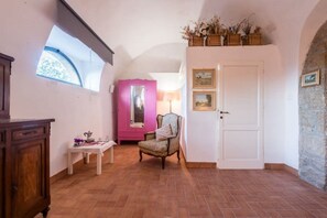 Interior - Smart working in maremma "the donkey farm" (Farnese)