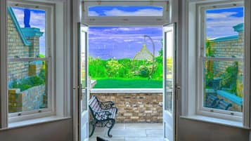 Apartamento, várias camas | Parte interna