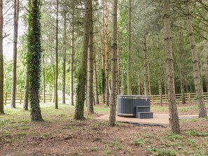 Cottage | Property grounds