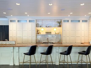 Bar (en la propiedad)