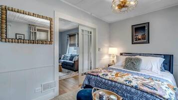 2 bedrooms, desk, iron/ironing board, travel crib