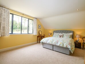 Cottage | 4 slaapkamers, individueel gedecoreerd, individueel gemeubileerd