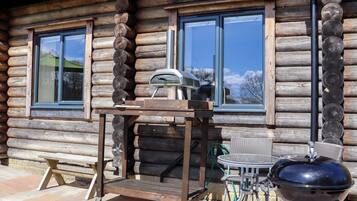 Cottage | Outdoor dining