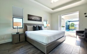 4 slaapkamers, een strijkplank/strijkijzer, reisbedje, gratis wifi