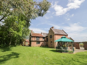 Cottage | Interior - Rowlands House (Coalville)