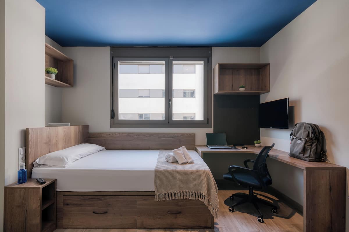 Studio Standard | Bureau, espace de travail pour ordinateurs portables