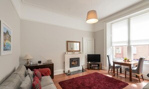 Televisión 30 pulgadas con canales de televisión por cable