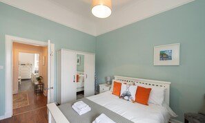 Apartment, Multiple Beds | 2 bedrooms, iron/ironing board, free WiFi, bed sheets