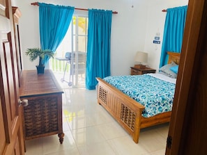 1 bedroom, in-room safe, free WiFi, bed sheets