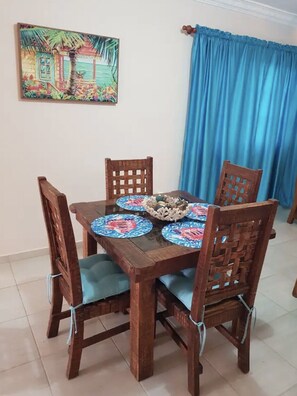 Dining - Palm Suites- 1 bedroom apartment short walk to beach (Punta Cana)