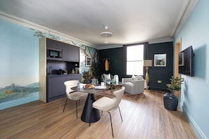 Superior Apartment | 1 bedroom, free WiFi, bed sheets - 30 Castle Street Aparthotel (Edinburgh)