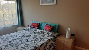 2 bedrooms