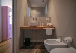 Shower, eco-friendly toiletries, hair dryer, bidet