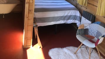 1 chambre, Wi-Fi gratuit, draps fournis