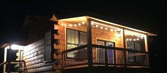 NEW! COZY 4 Guest Cabin in Damascus! NO PET FEE!