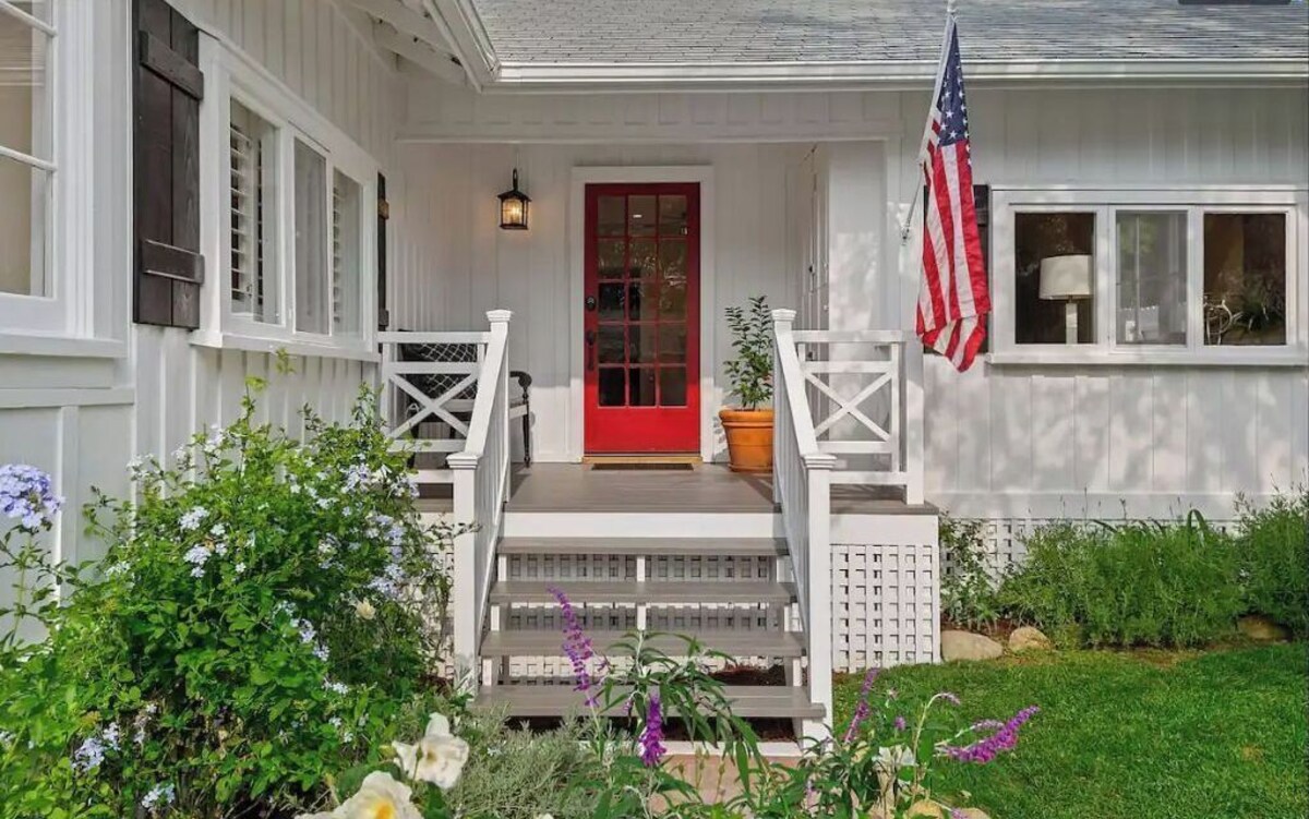 Sophisticated Santa Barbara Home, Near Everything!