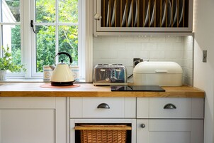 Casa | Cozinha privada | Geladeira, micro-ondas, fogão, cooktop