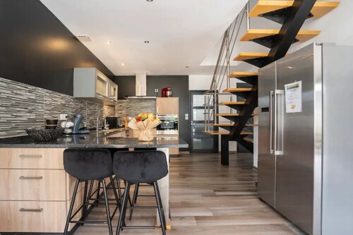 Superb new villa with 6-seater spa